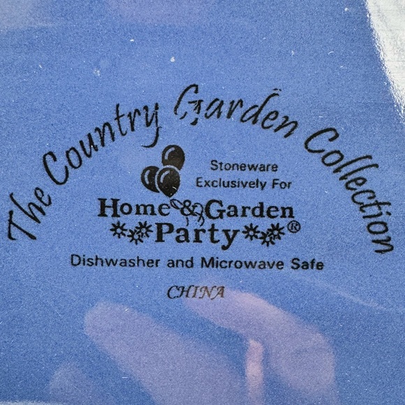 The Country Garden Collection Navy Blue Stoneware Rectangular Serving Platter - Picture 6 of 6